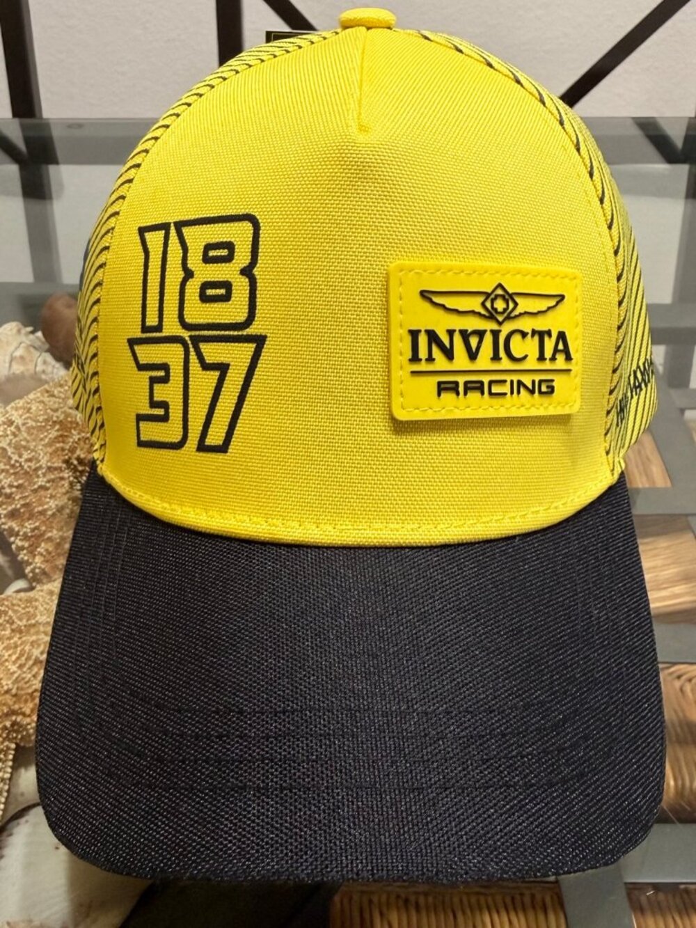 $29 INVICTA RACING MENS YELLOW BLACK SNAP ON BASEBALL CAP HAT NWT